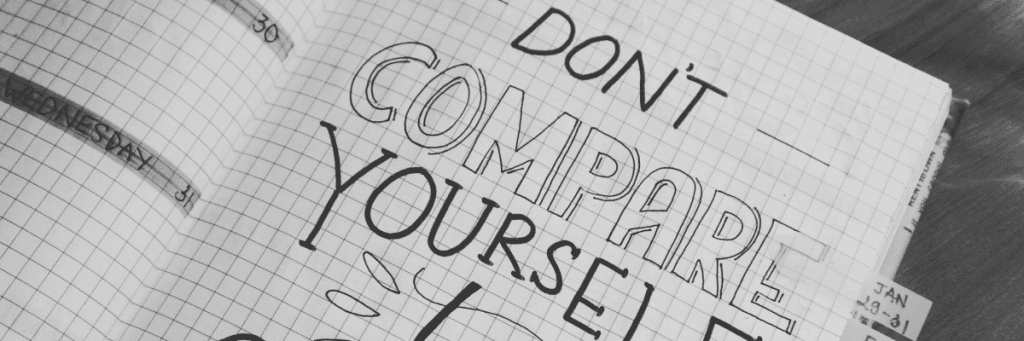 Tabla comparativa_ Redes Sociales vs SEO vs Email en 2026